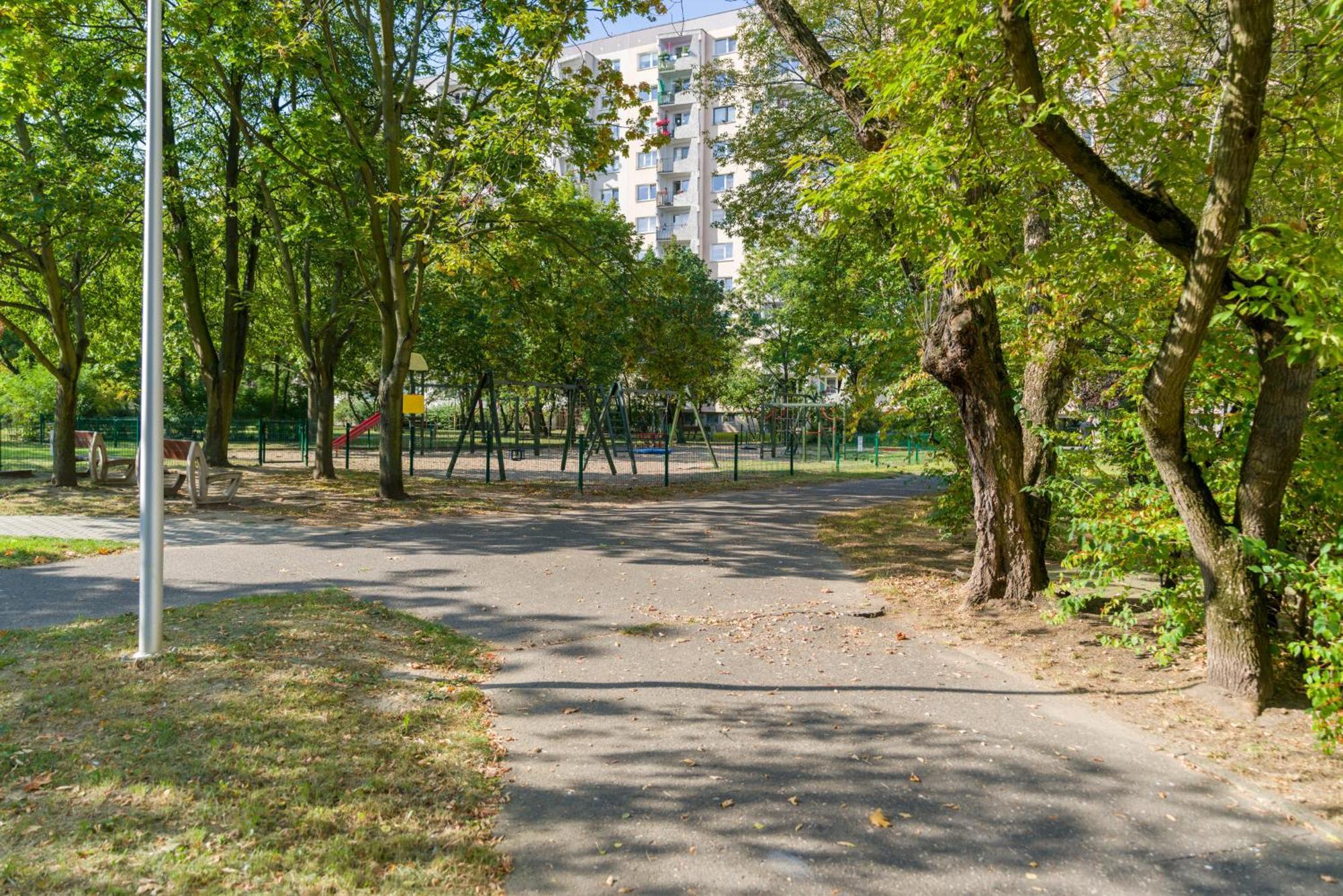 Family Apartments Osiedle Rusa By Noclegi Renters 波兹南 外观 照片